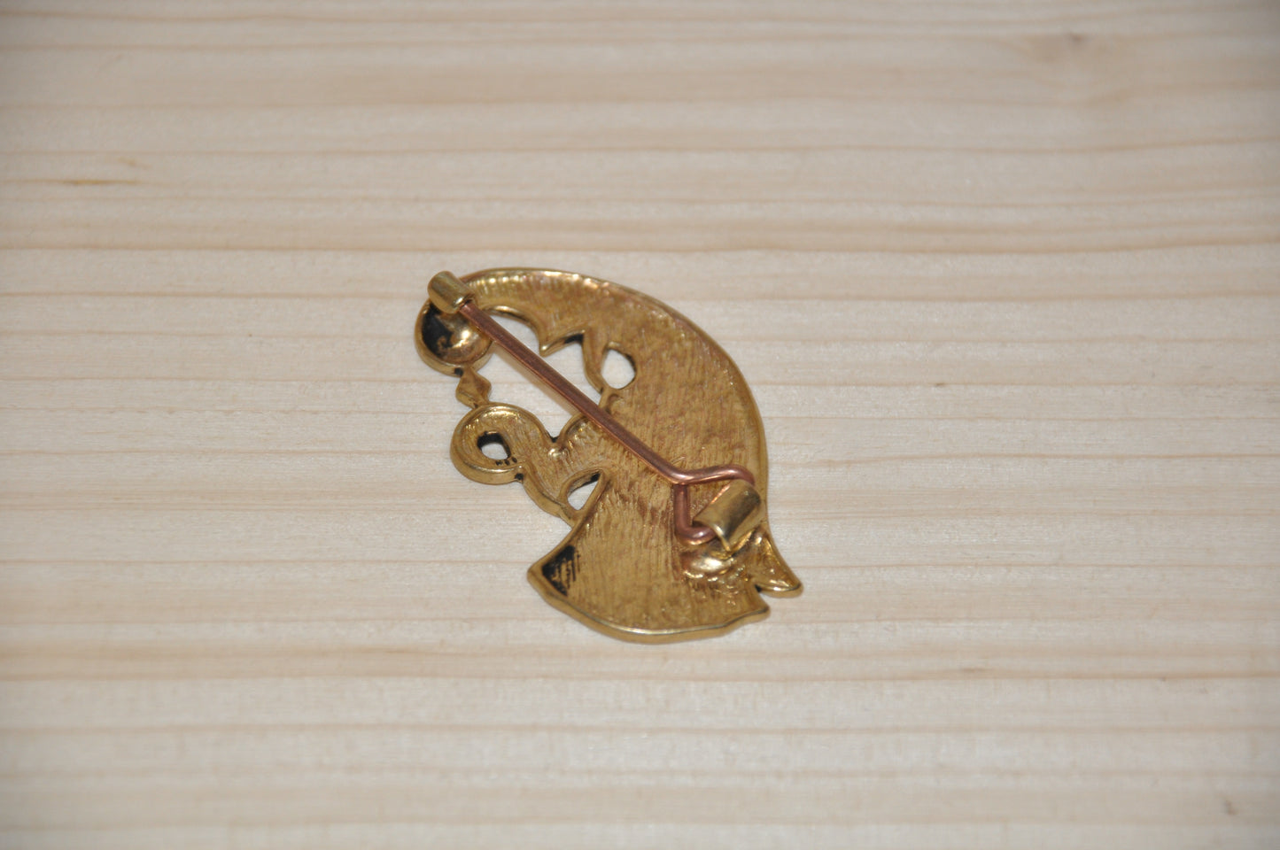 Raben-Fibel Gotland (Rechtsschauend)