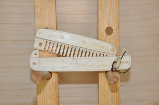 Mittelalterlicher Kamm aus Knochen
