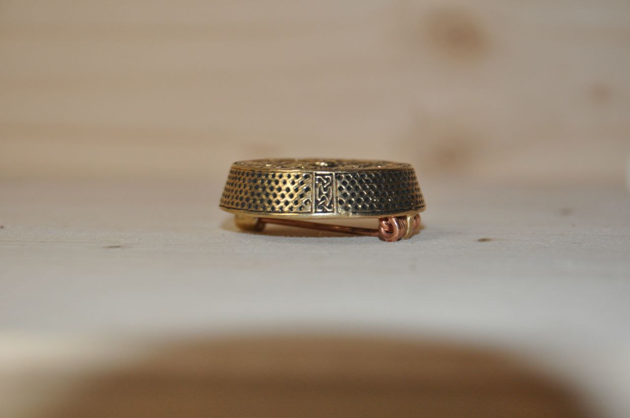 Kleine Wikinger-Dosenfibel (Gotland)