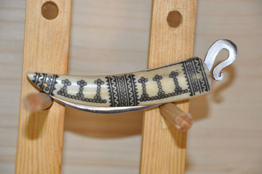 Mittelalter-Taschenmesser aus Karbonstahl mit Knochengriff